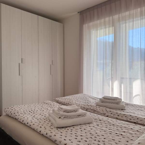 HOLIDAY APARTMENTS TORBOLE-RIVA DEL GARDA (TN)
